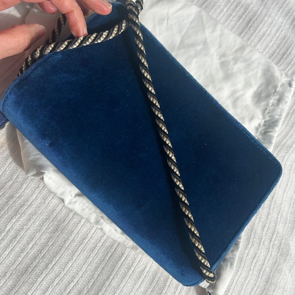 Broadway velvet crossbody bag Gucci Blue in Velvet - 29722599 Authentic Gucci broadway velvet blue lowest price in the market!